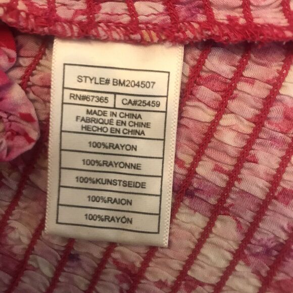 NWT BB Dakota Steve Madden Woman's Bright Rose Floral Compass Smocked Top Size M - Picture 10 of 12